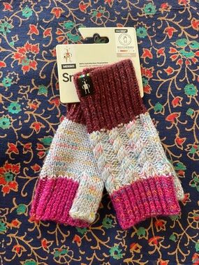 Smartwool Multicolor Cable Knit Fingerless Mitts - Burgundy & Pink
